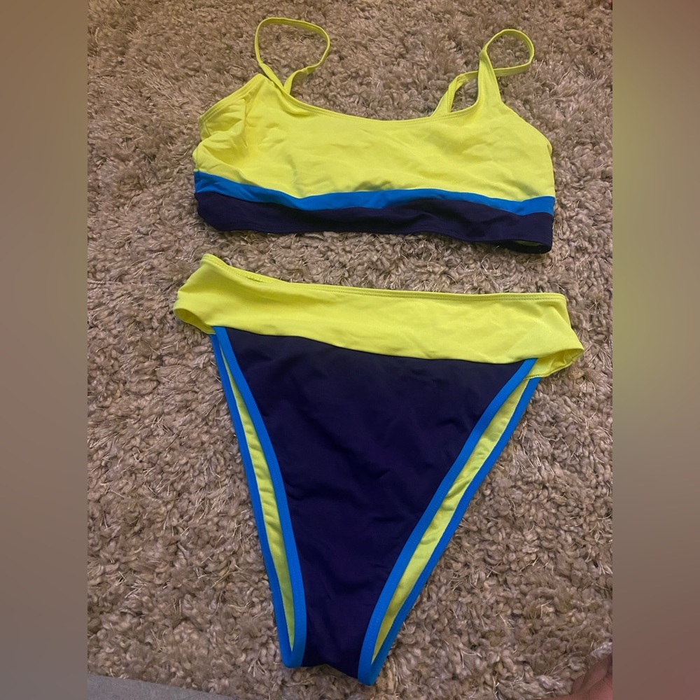 Swim suit